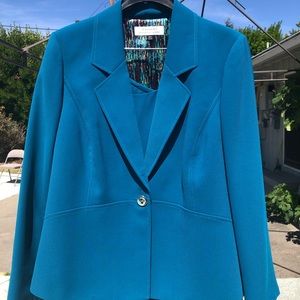 Tahari pantsuit: blazer, tank top, pencil skirt.